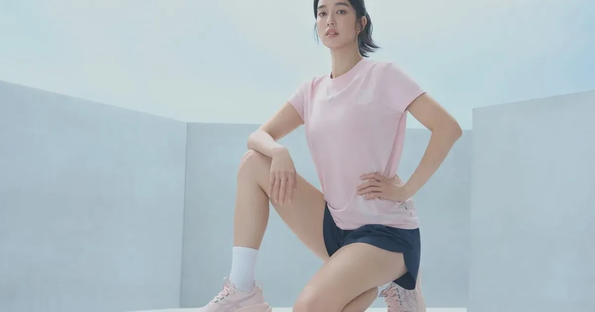 《看裝備》ASICS 頂級緩震跑鞋 GEL-NIMBUS 28 輕量再進化 品牌形象大使陳庭妮 舒適穩定輕盈起跑