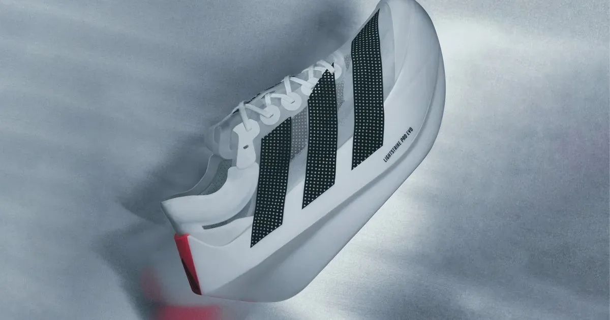 《看裝備》人類極限再進化！adidas 助攻百公里破 6 小時壯舉 超級跑鞋 ADIZERO PRIME X EVO 疾速限量登台